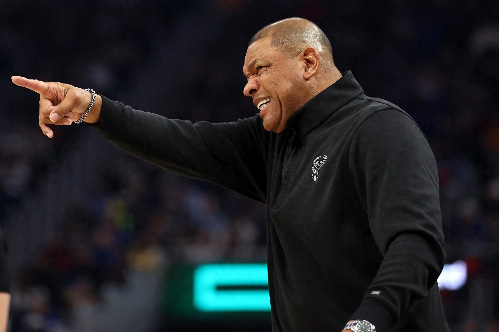 开云APP-雄鹿主场轻取灰熊籍此东部第一