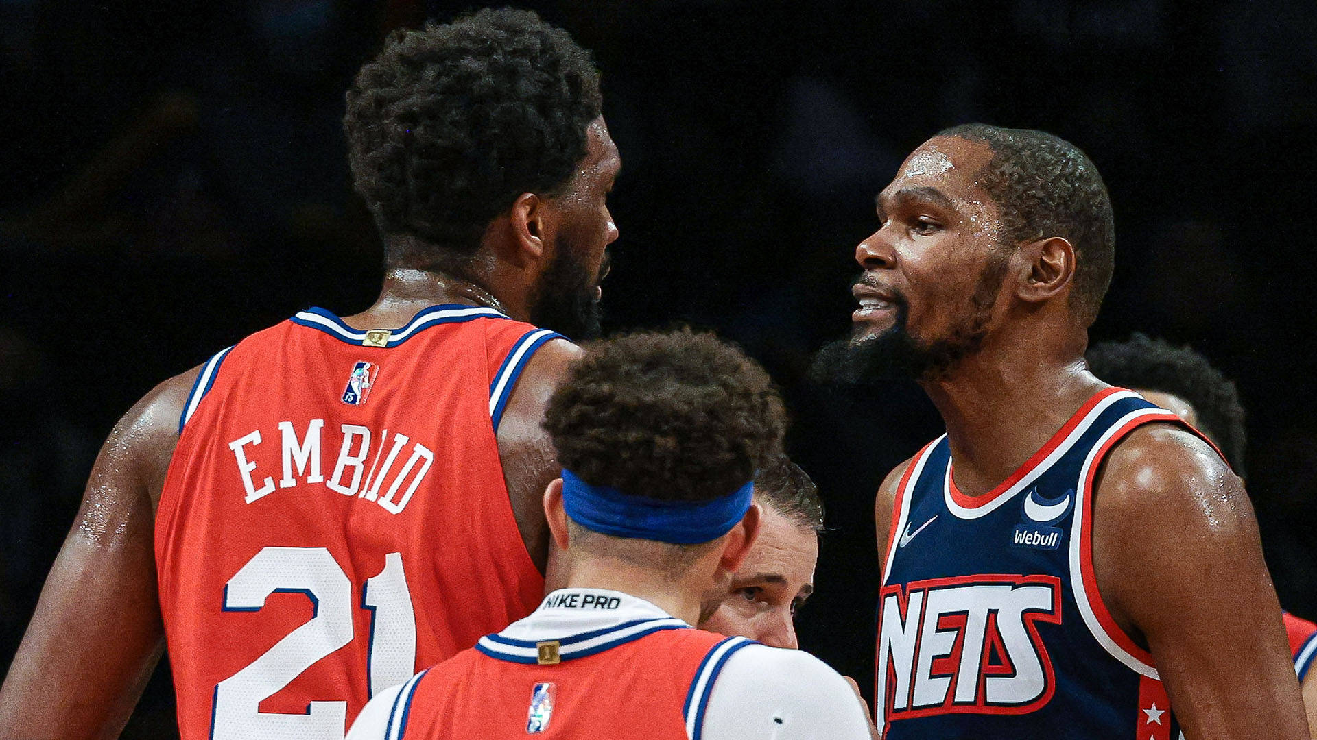 开云下载-包含尤文图斯遭遇伯尼亚，实力对决引人期待的词条