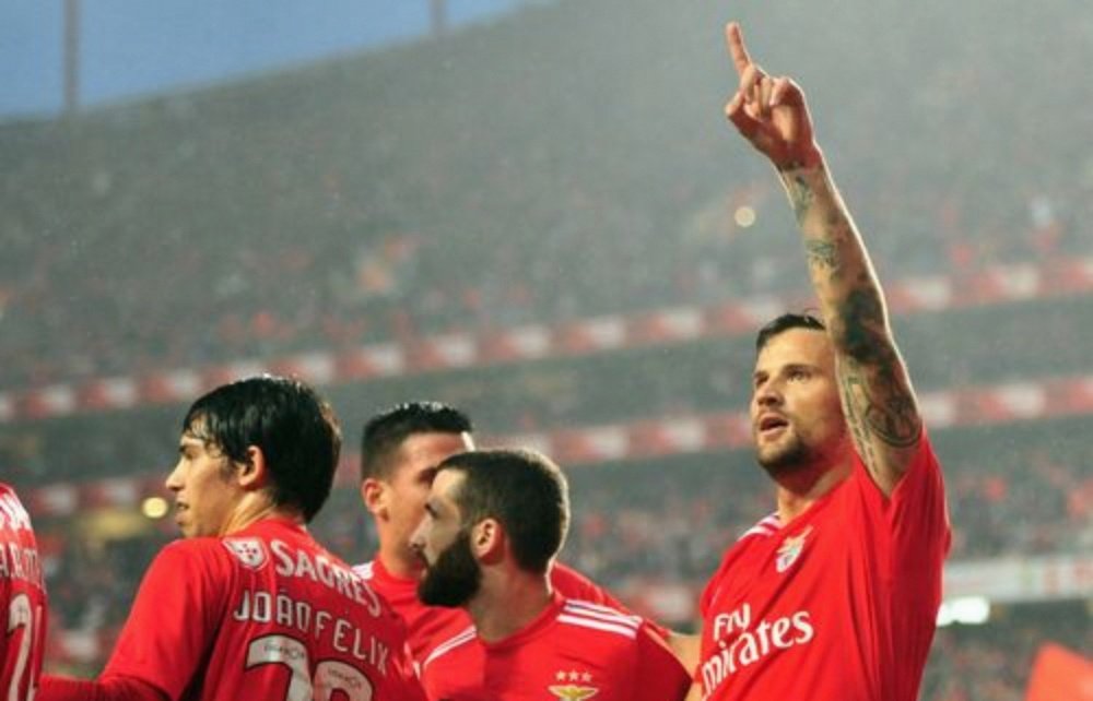 开云体育下载-本菲卡战胜莱比锡！波尔图闪耀进球英雄的简单介绍