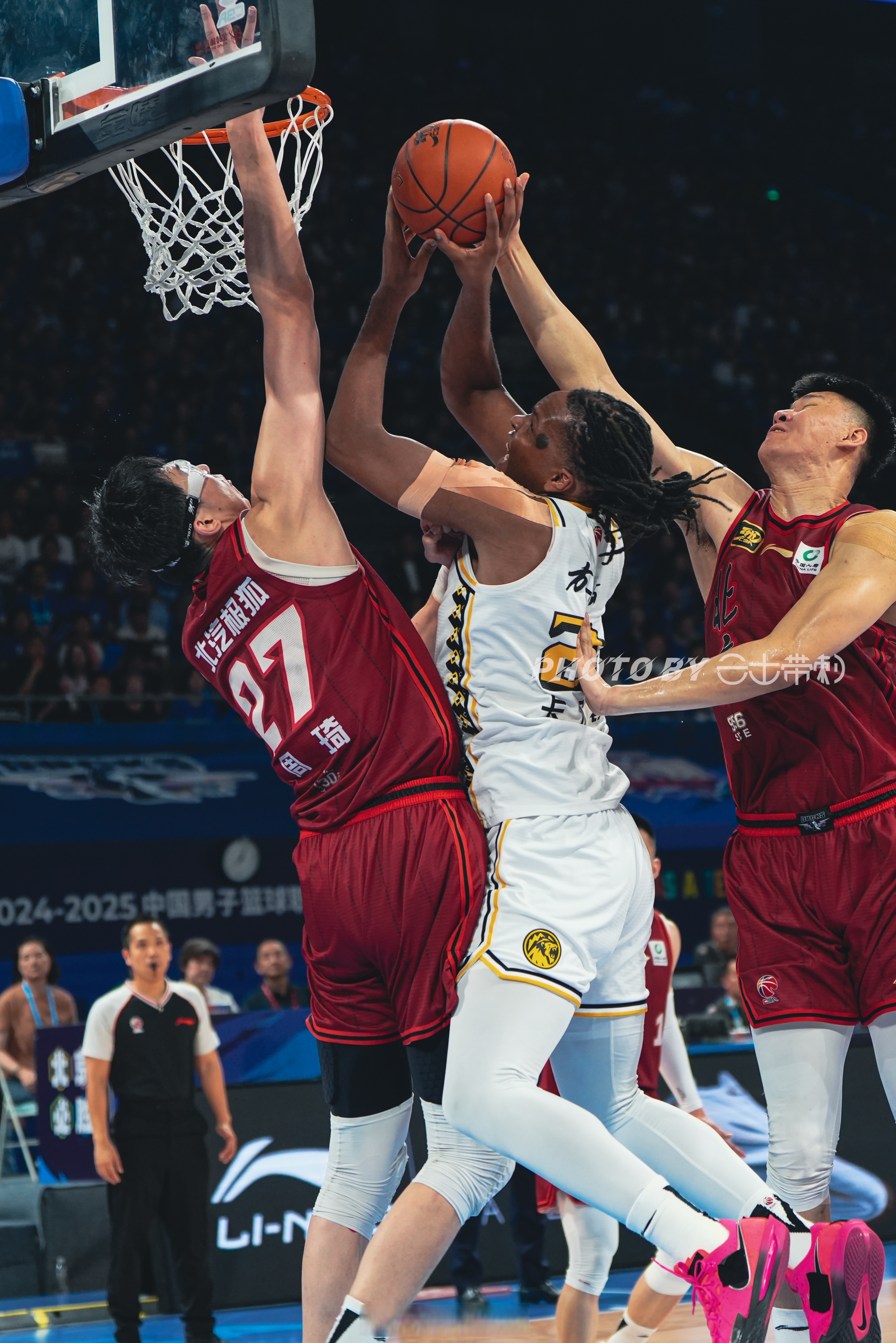 关于广东队逆转鹈鹕,周琦点燃赛场的信息 关于广东队逆转鹈鹕,周琦点燃赛场的信息