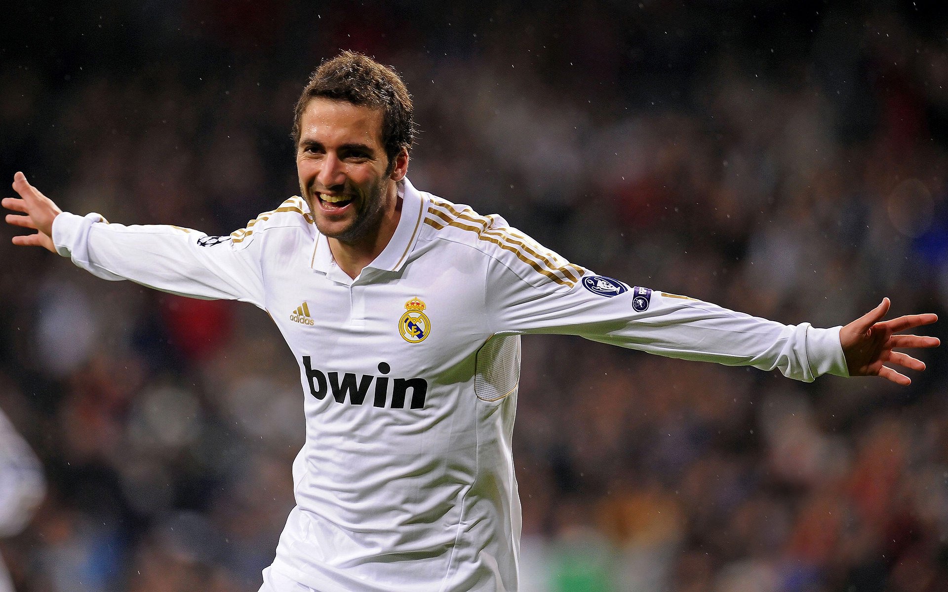 艺术家的美学与工兵的残暴，当迪巴拉的华丽被奥地利的蛮力掀翻